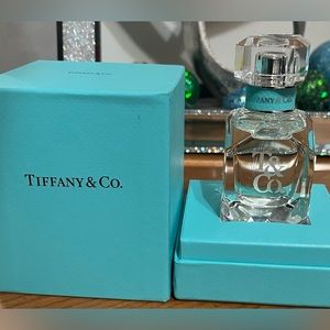 New Tiffany & co Eau De Perfum 1oz